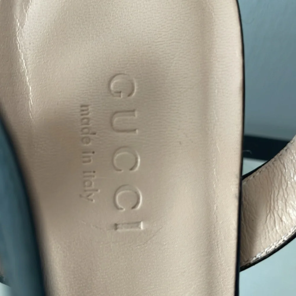Gucci GG leather mid heel sandals - Picture 12 of 12